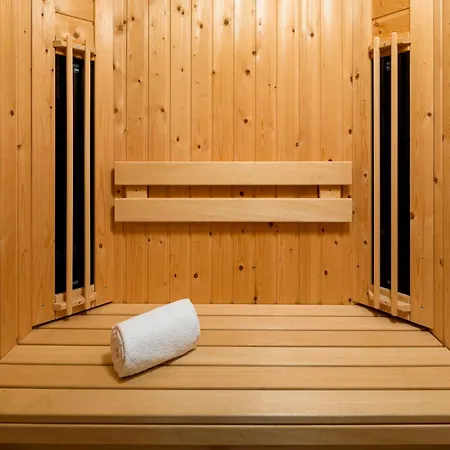 Luxurious Villa, Washer & Sauna In Maasduinen Area Arcen